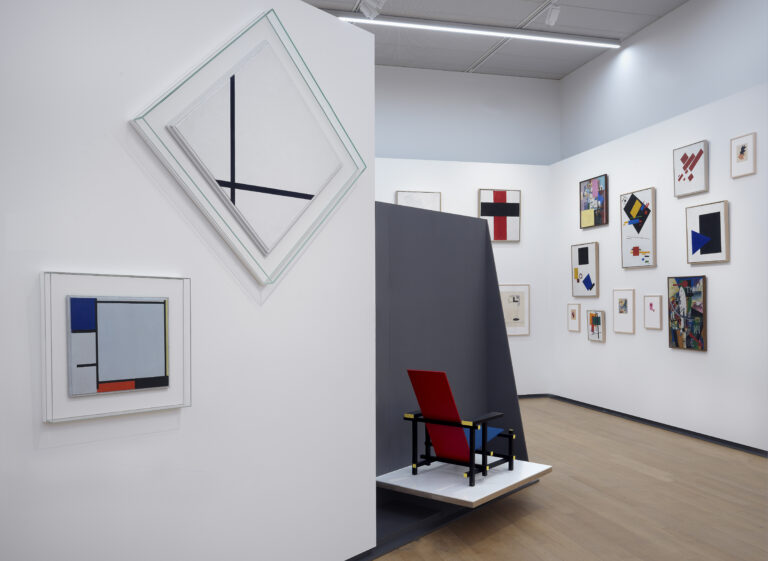 contemporary art museum amsterdam - Stedelijk Museum