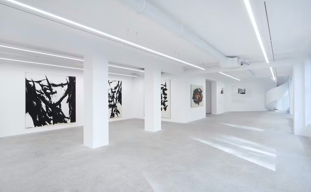 Contemporary art galleries Paris - Kamel Mennour